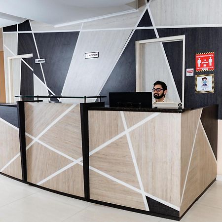 Hotel Luxor Кукута Екстер'єр фото