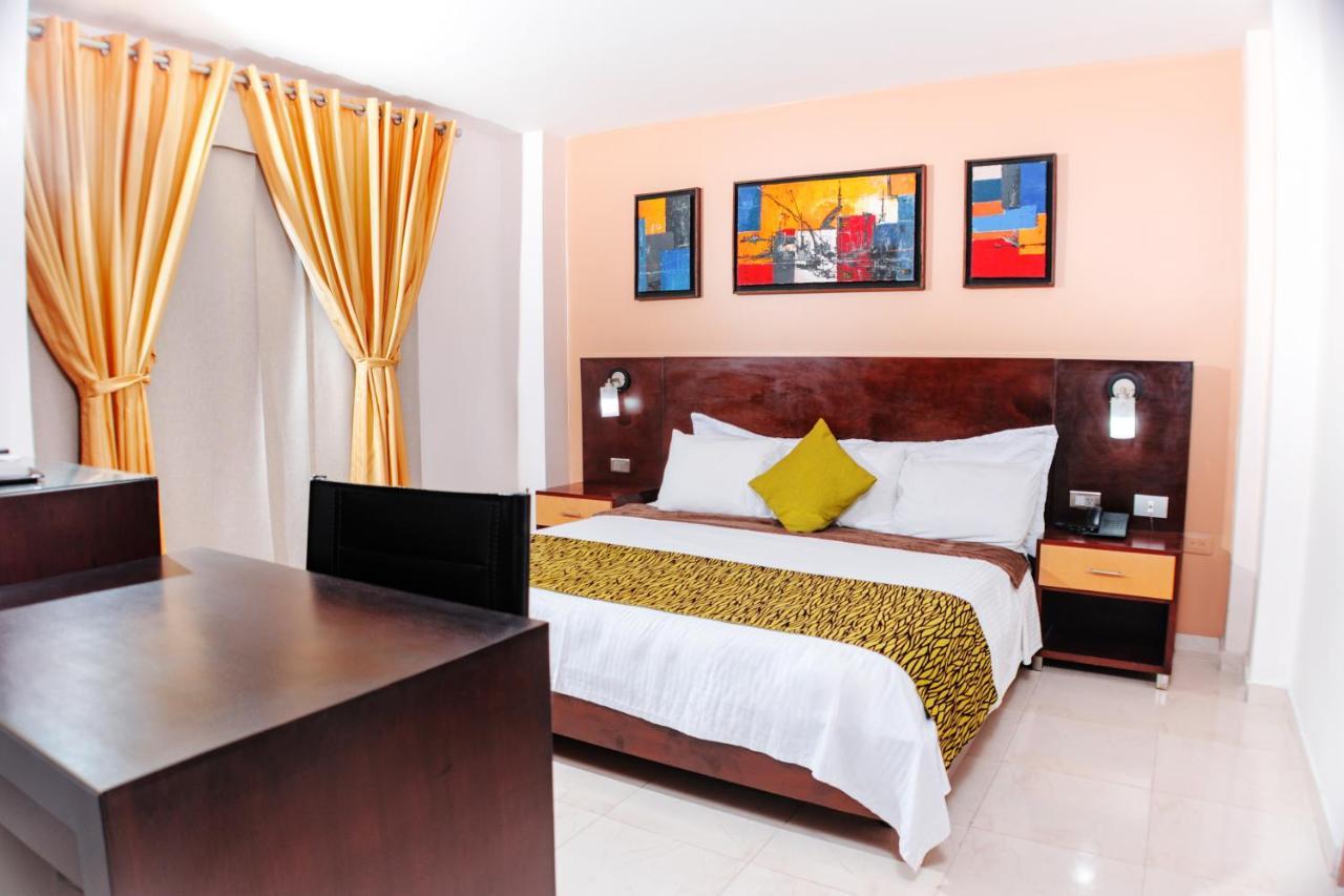 Hotel Luxor Кукута Екстер'єр фото